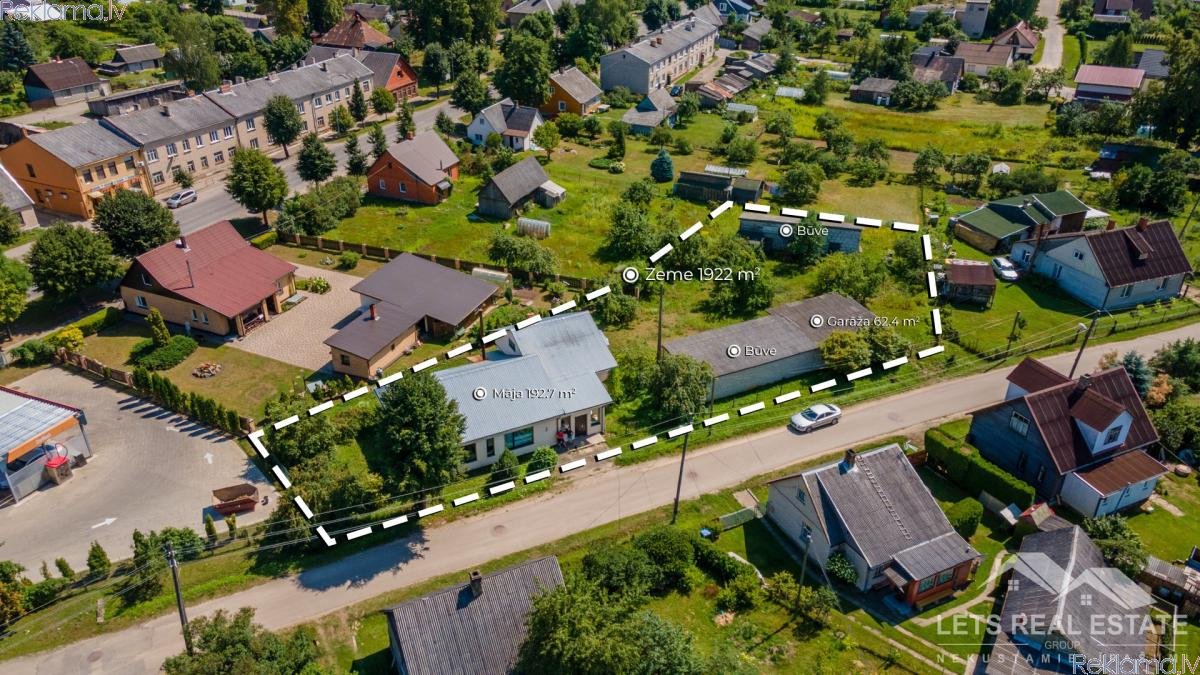 Объявление. Дом, Прейльский р-н, Ливаны, Vecbaznīcas iela 5, 2 эт., 192 кв.м, кирпич, центральное, 3 комн., Цена: 80000 EUR Foto #1