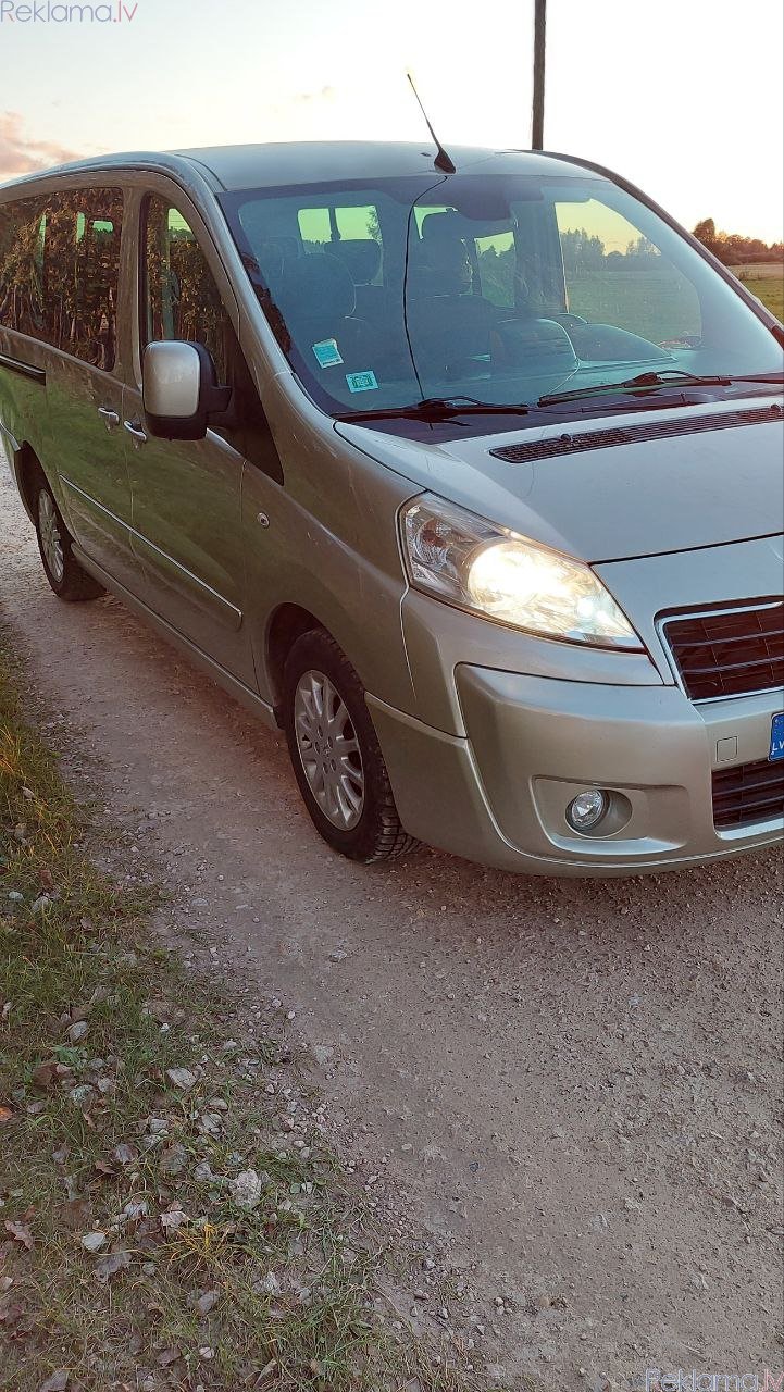 Объявление. Peugeot Expert 1.9 2013 г., 299000 км, минивэн, дизель,  цв. светло-бежевый металлик, КПП-автомат, Цена: 7325 EUR Foto #1